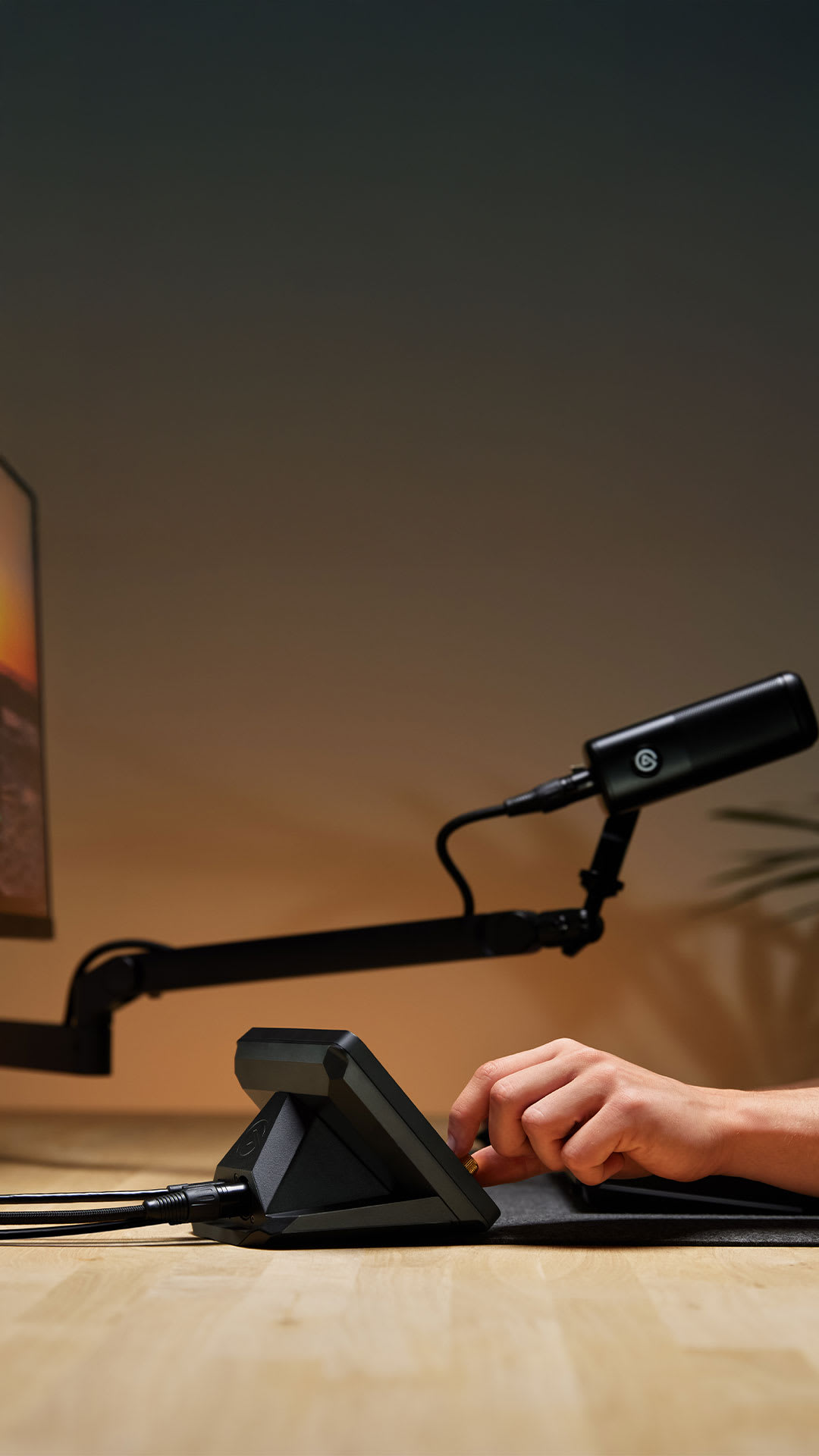 XLR Dock Notify Me | Elgato